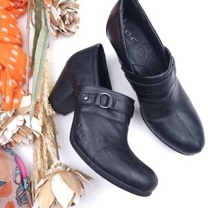 Boc BORN Black Heeled Clog Heels Sz 8/39